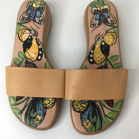 Espace Vintage Hand Painted Butterfly Sandals - Picture 1 of 6